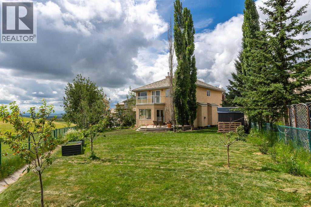 81 Royal Crest Terrace NW