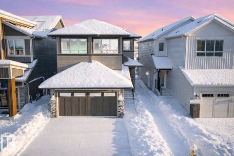 8735 224 ST NW Edmonton AB T5T7W6