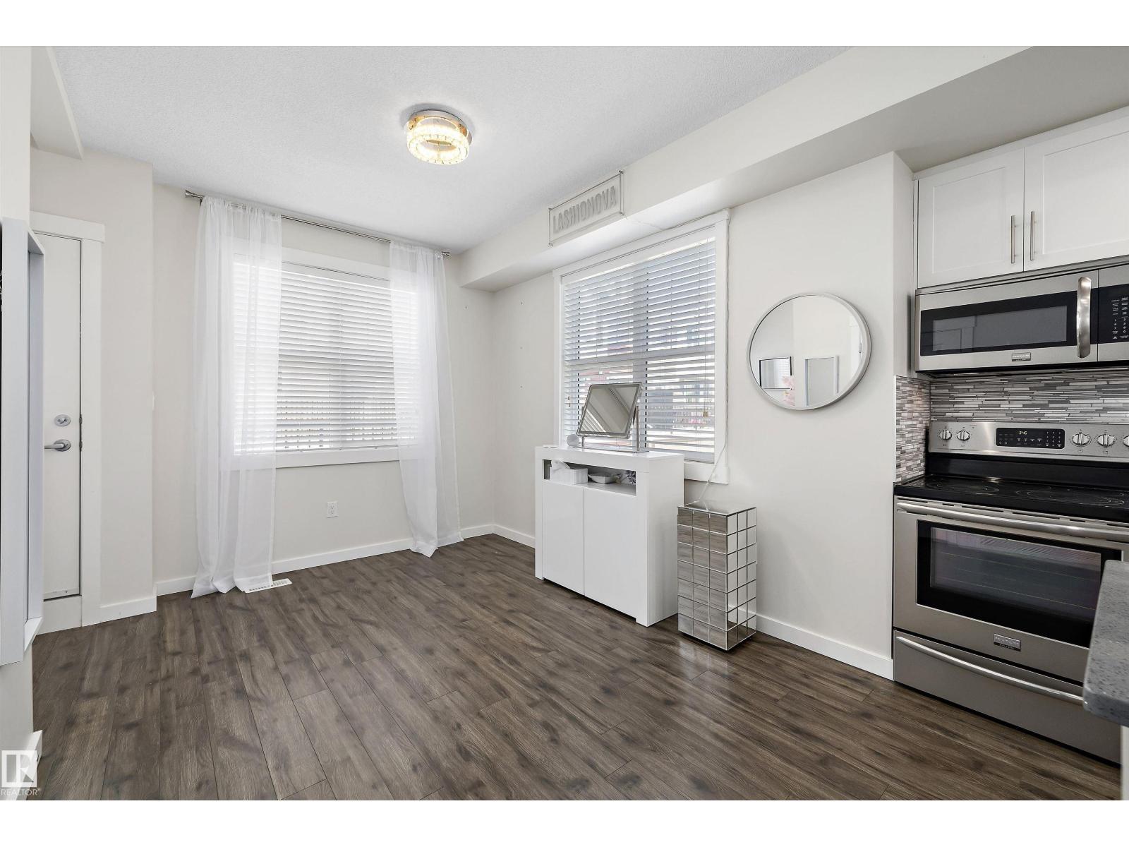 #117 903 CRYSTALLINA NERA WY NW