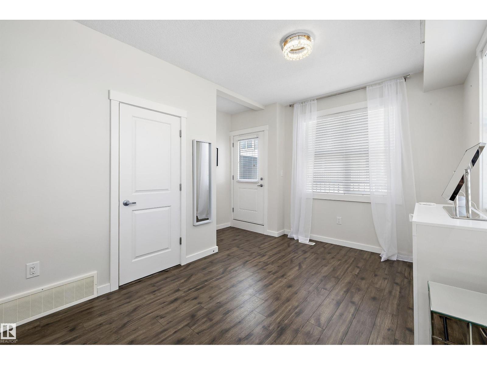 #117 903 CRYSTALLINA NERA WY NW
