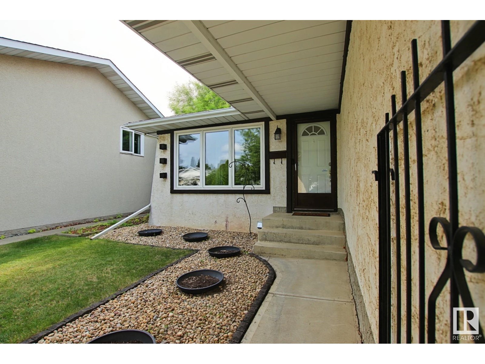 708 LEE RIDGE RD NW