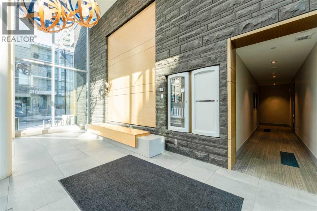 401, 138 Waterfront Court SW