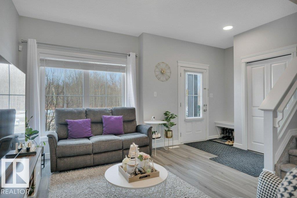 2067 Desrochers Drive SW