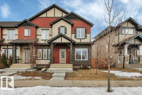 2067 Desrochers Drive SW Edmonton AB T6W4B9