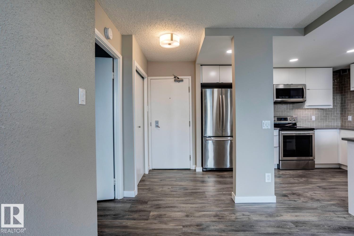 #1702 9916 113 ST NW