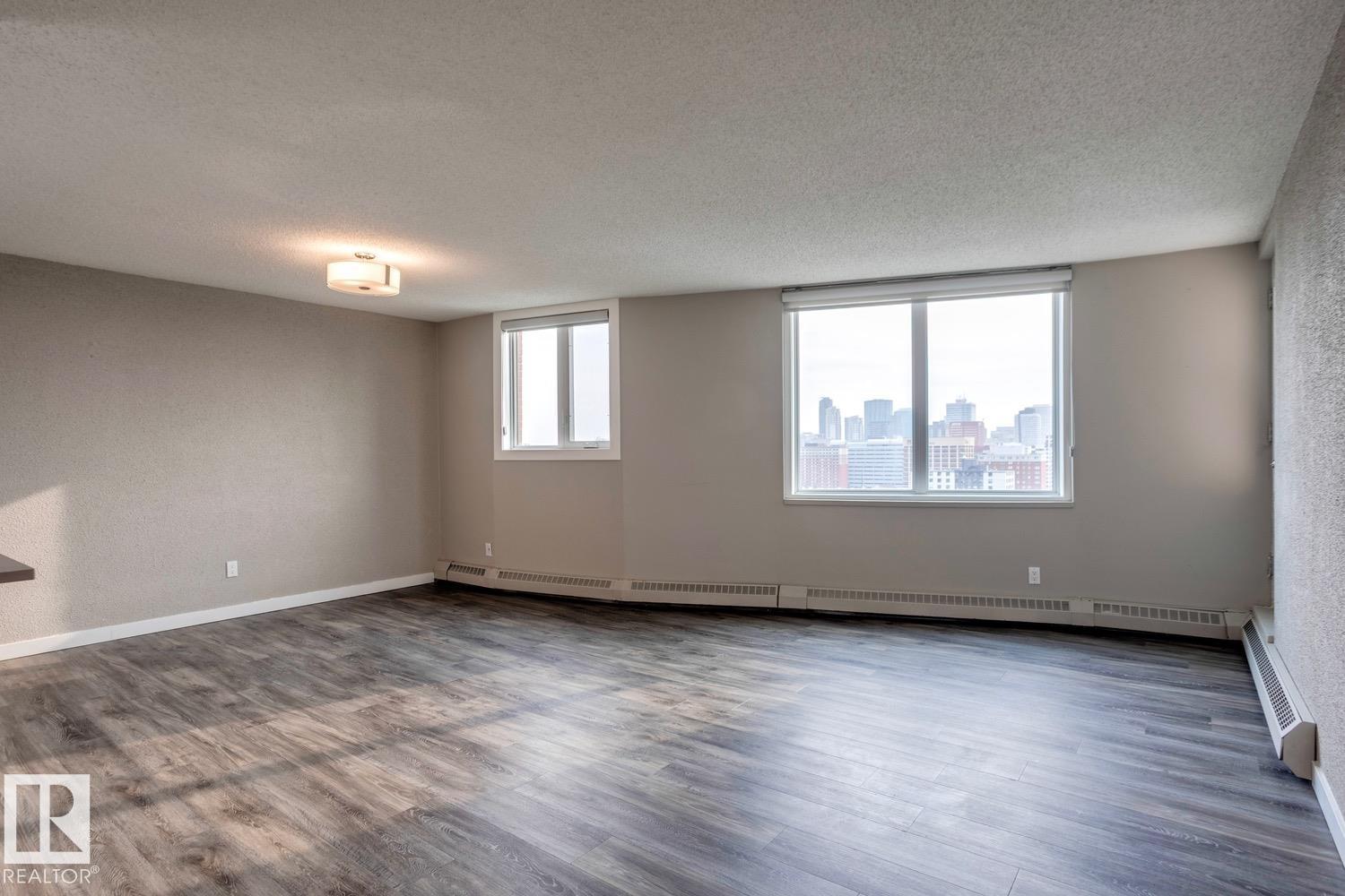 #1702 9916 113 ST NW