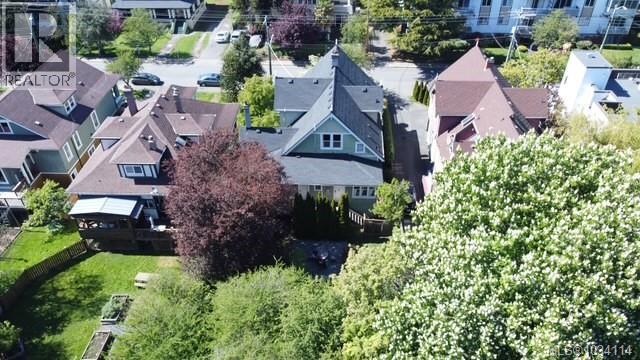 143 Government St