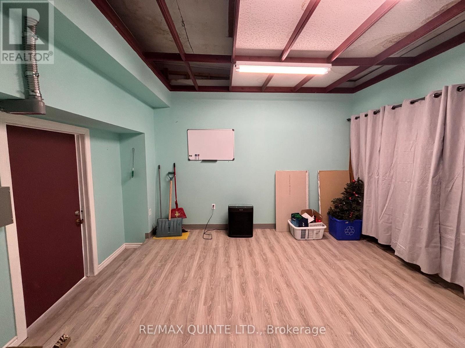 26 ST LAWRENCE STREET W