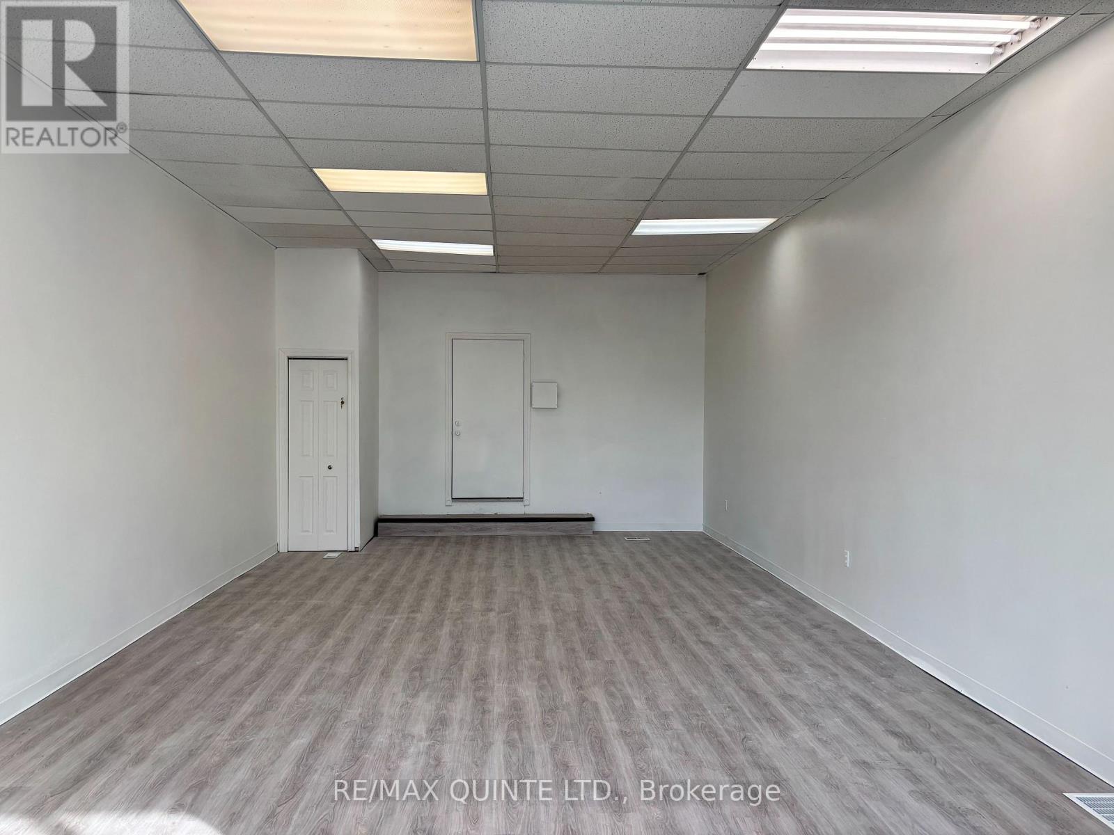 26 ST LAWRENCE STREET W