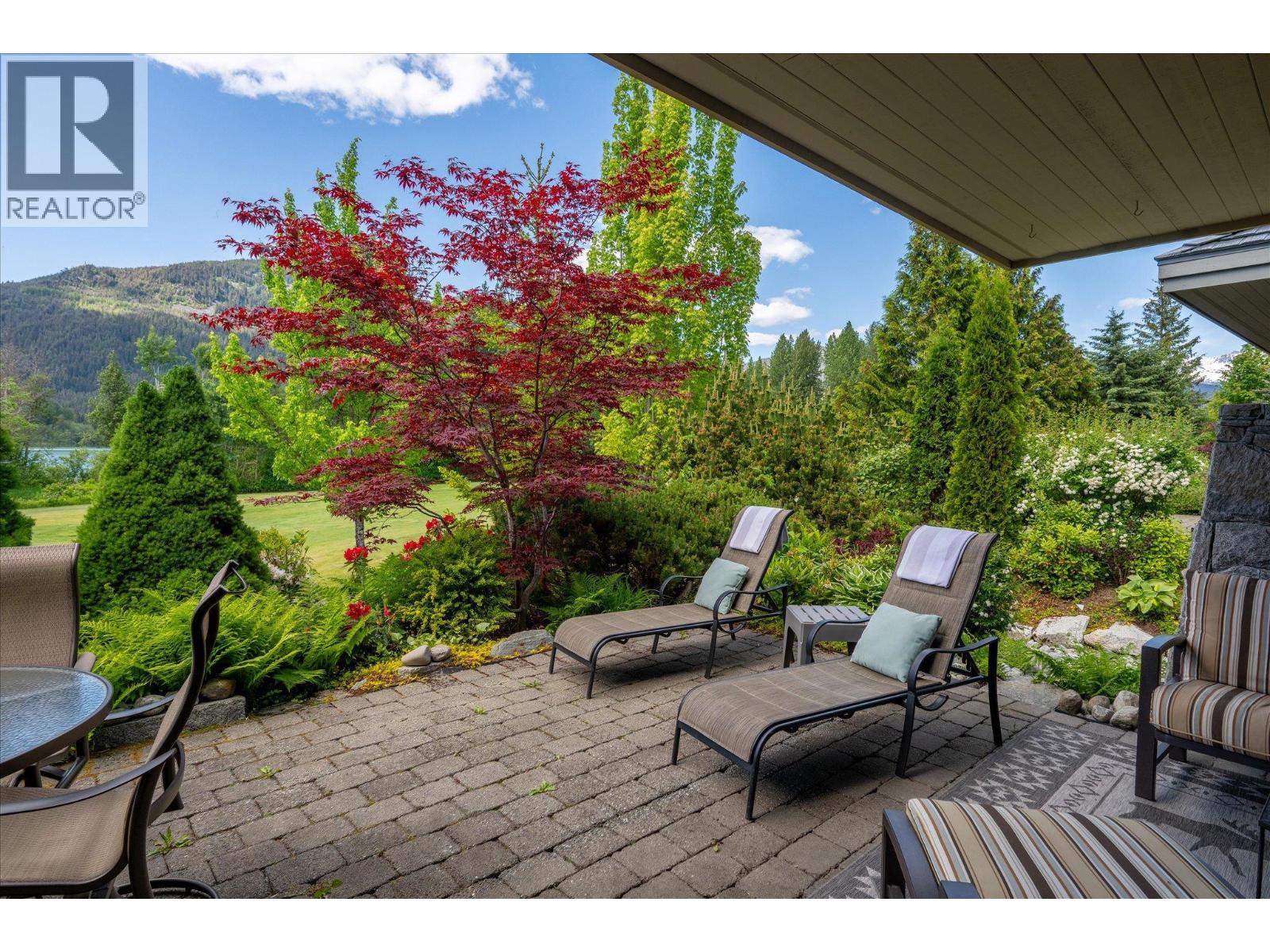 8323 GLEN ABBEY LANE