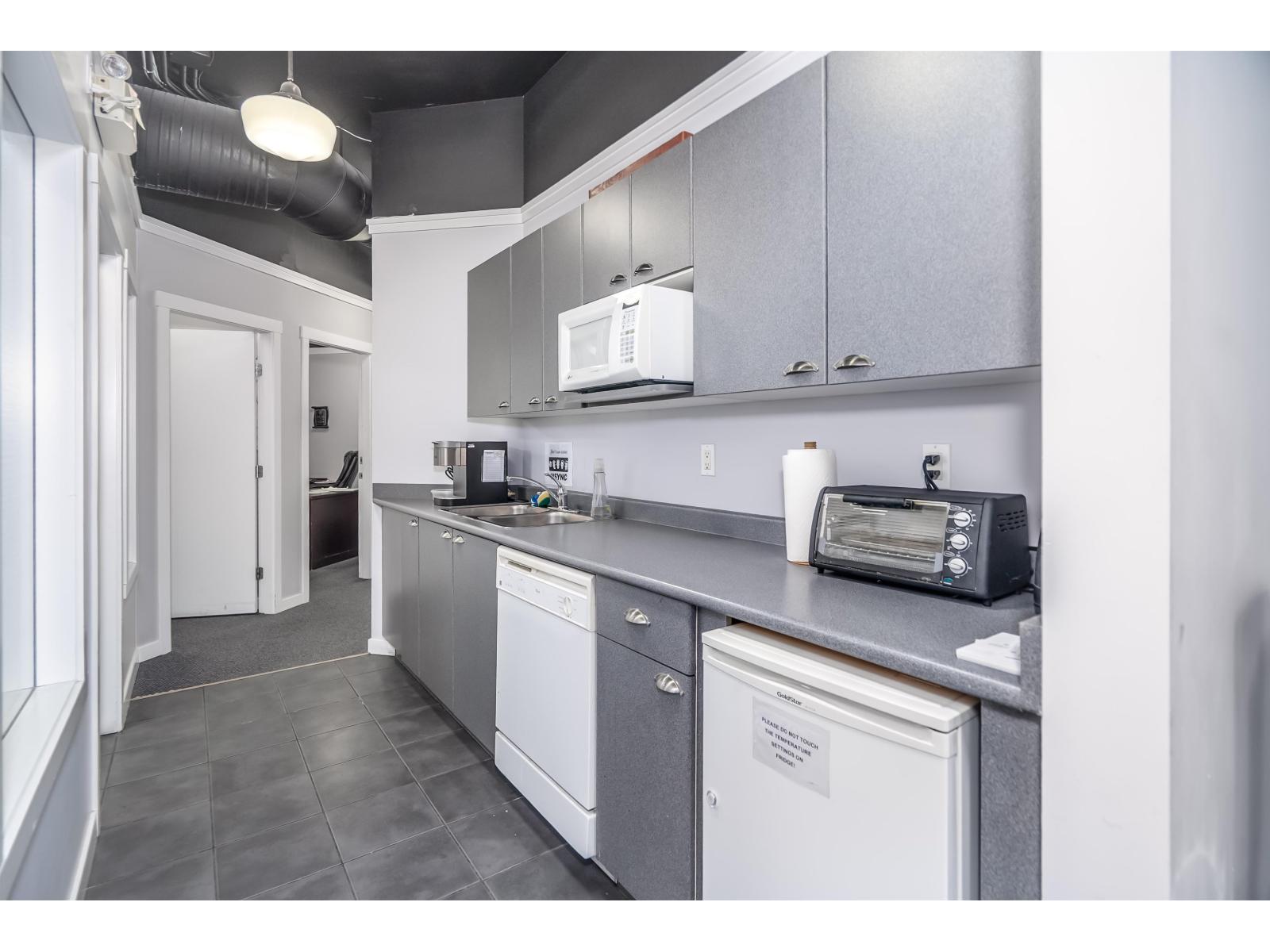 103 & 118 15272 CROYDON DRIVE