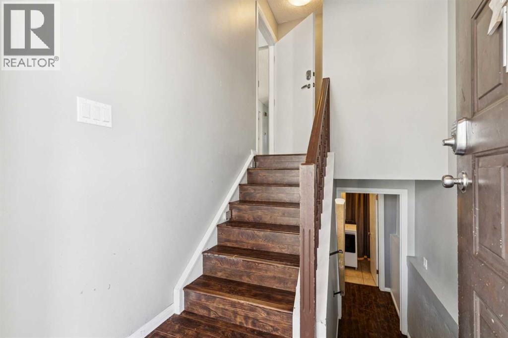 28 Templegreen Bay NE