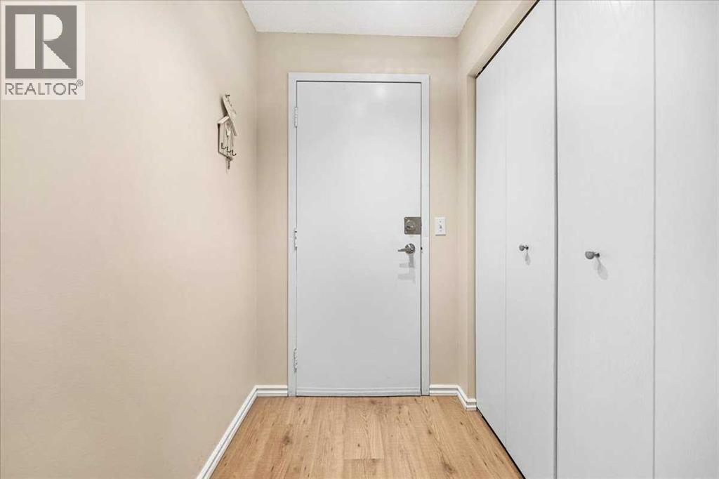 206, 630 57 Avenue SW