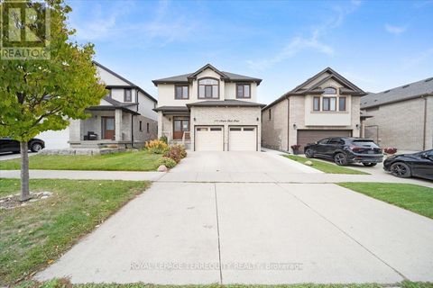 131 MAPLE BUSH DRIVE Cambridge ON N1T0B7
