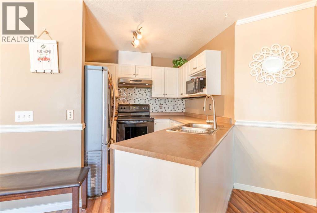 302, 605 19 Street SE