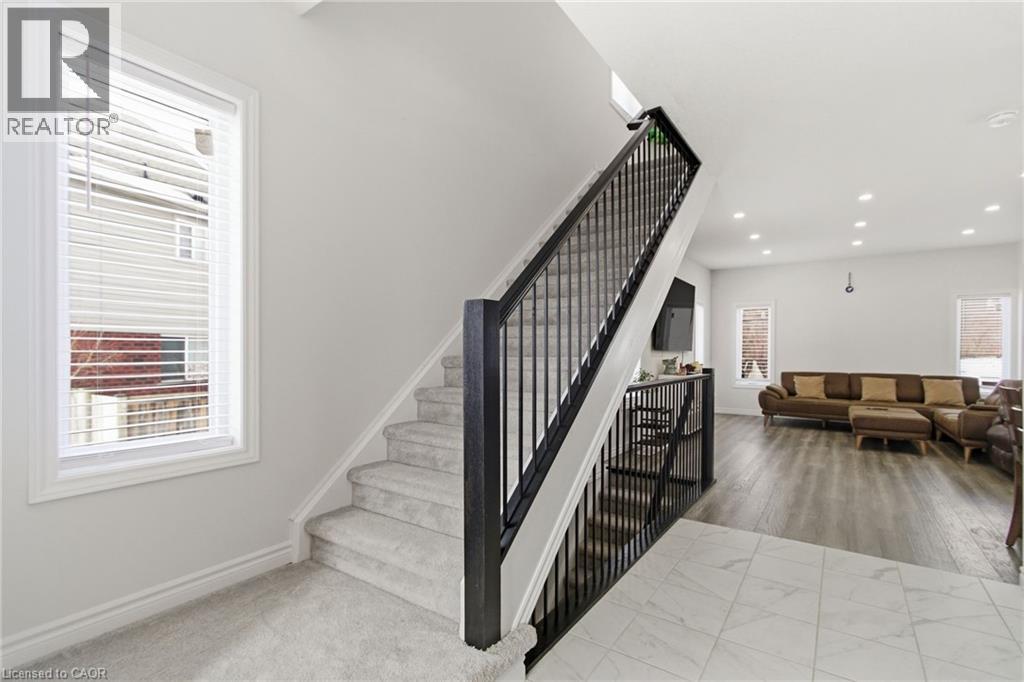 59 MONARCH WOODS Drive