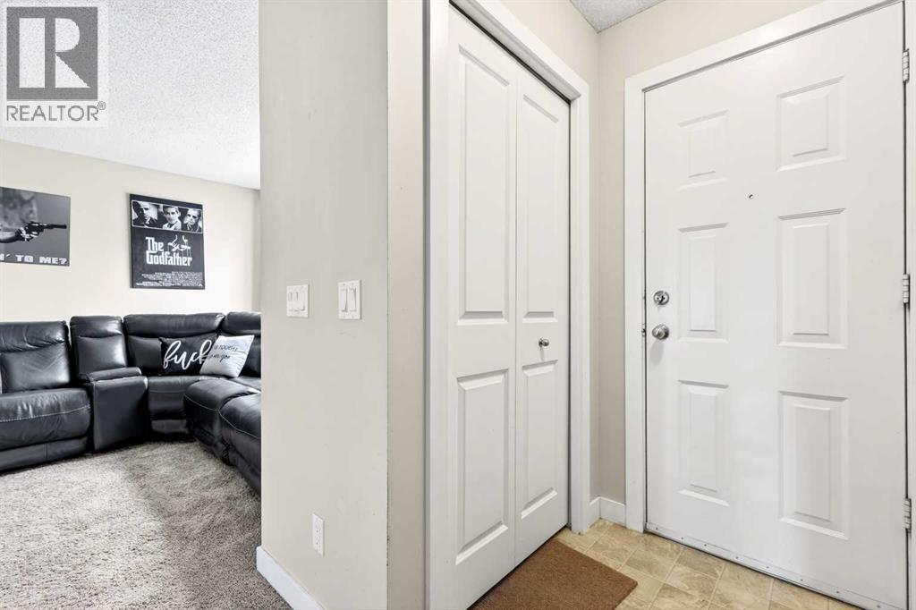 230 Deerpoint Lane SE