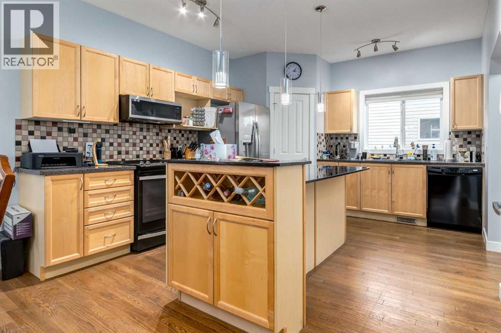 216 Silverado Range Close SW