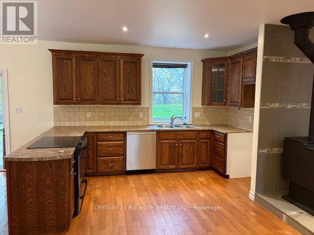 339 BRUCE ROAD 40 ROAD