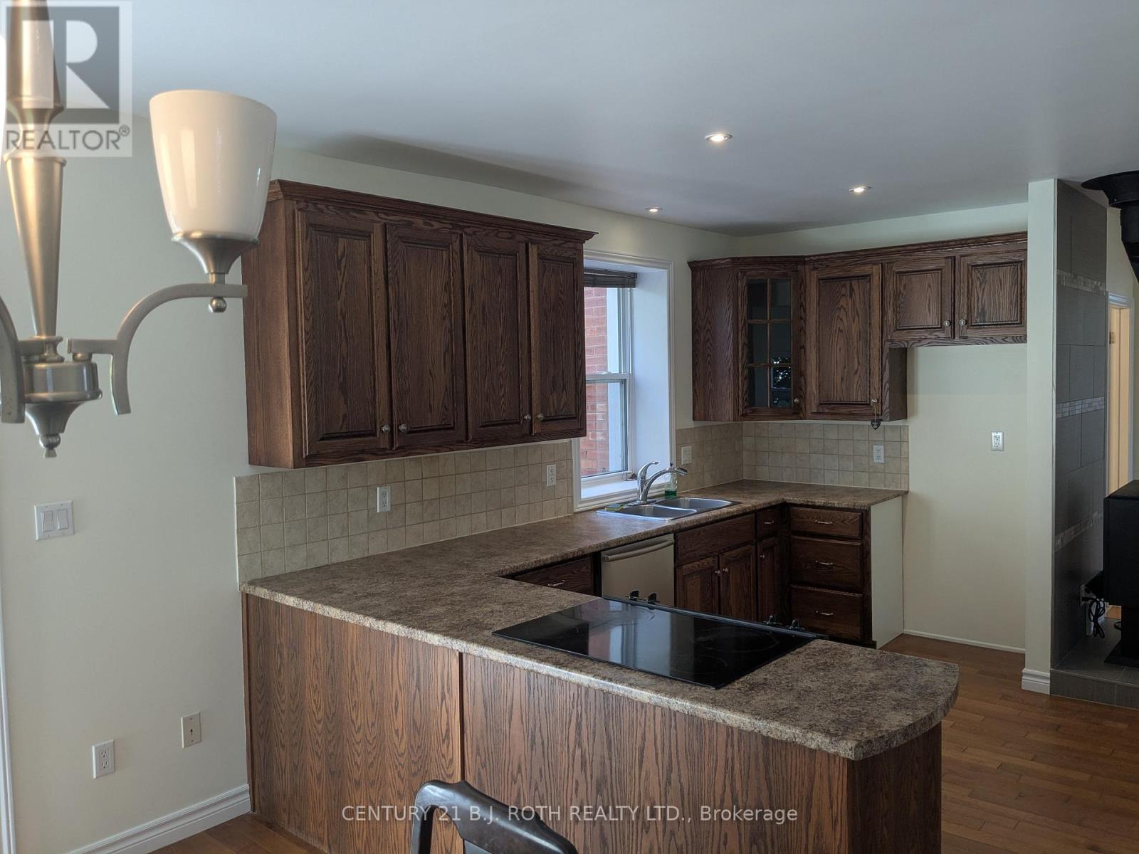 339 BRUCE ROAD 40 ROAD
