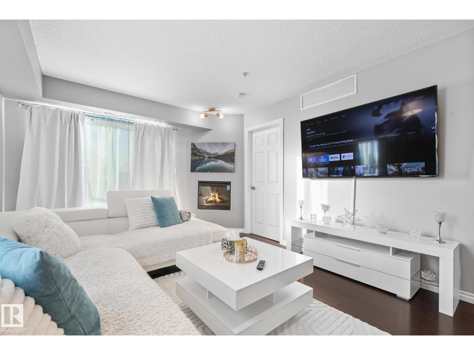 #301 10118 106 AV NW