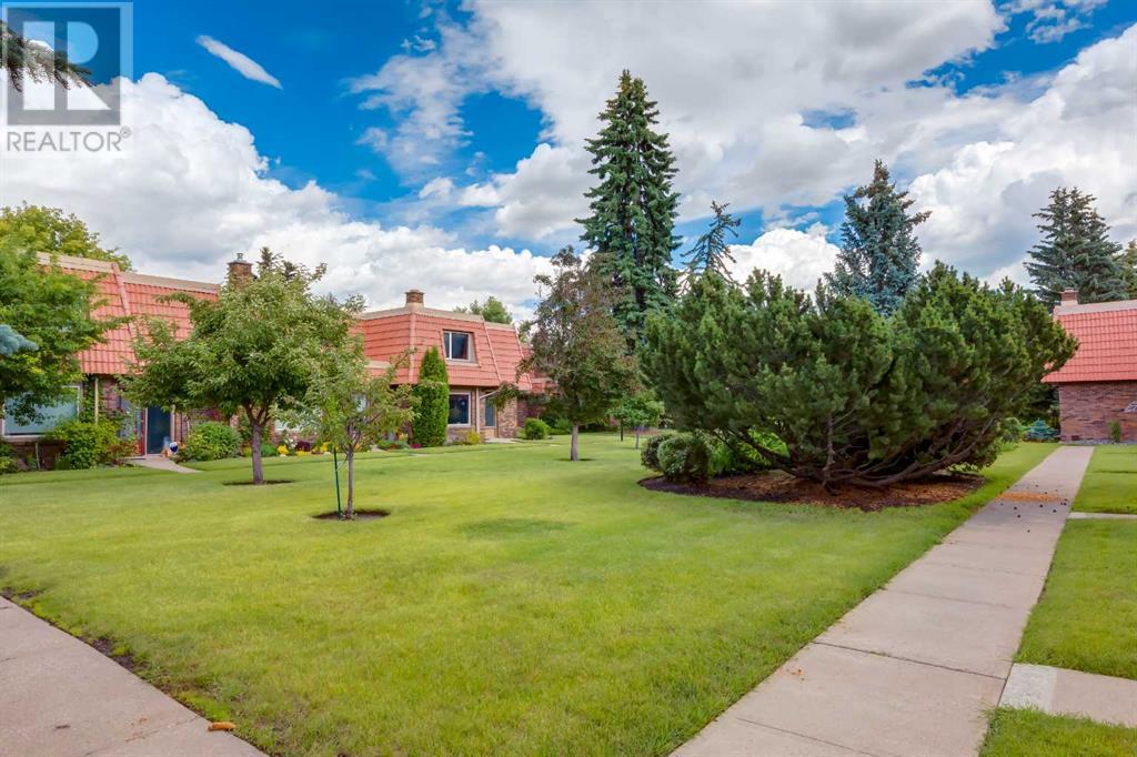 55, 714 Willow Park Drive SE