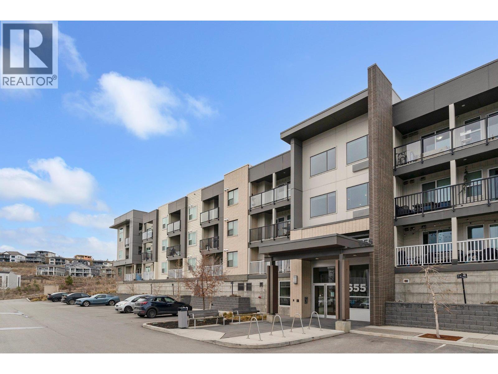 655 Academy Way Unit# 211