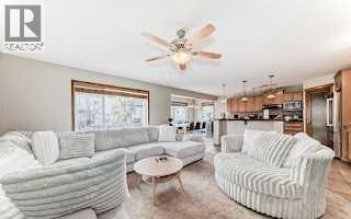 225 Kincora Heights NW