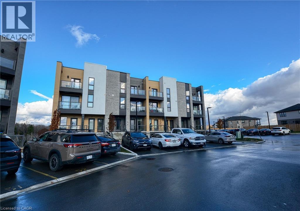 261 WOODBINE Avenue Unit# 64