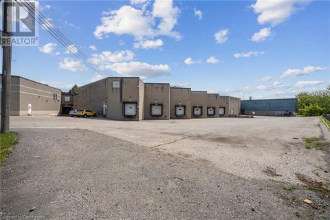 504 KENORA Avenue Hamilton ON L8E3X8
