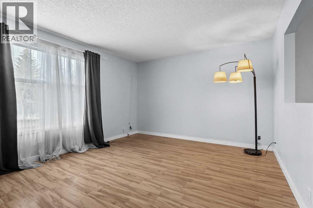 8510 Centre Street NE