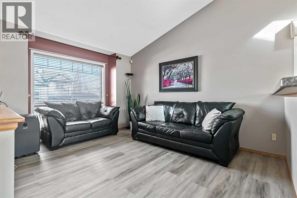 196 Erin Meadow Way SE