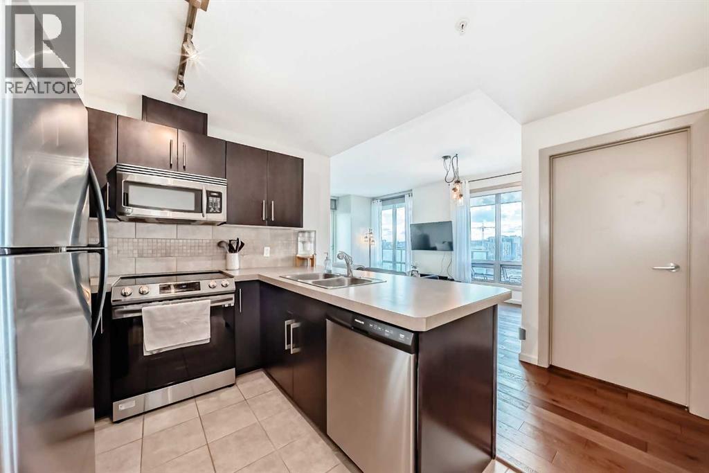 1010, 210 15 Avenue SE