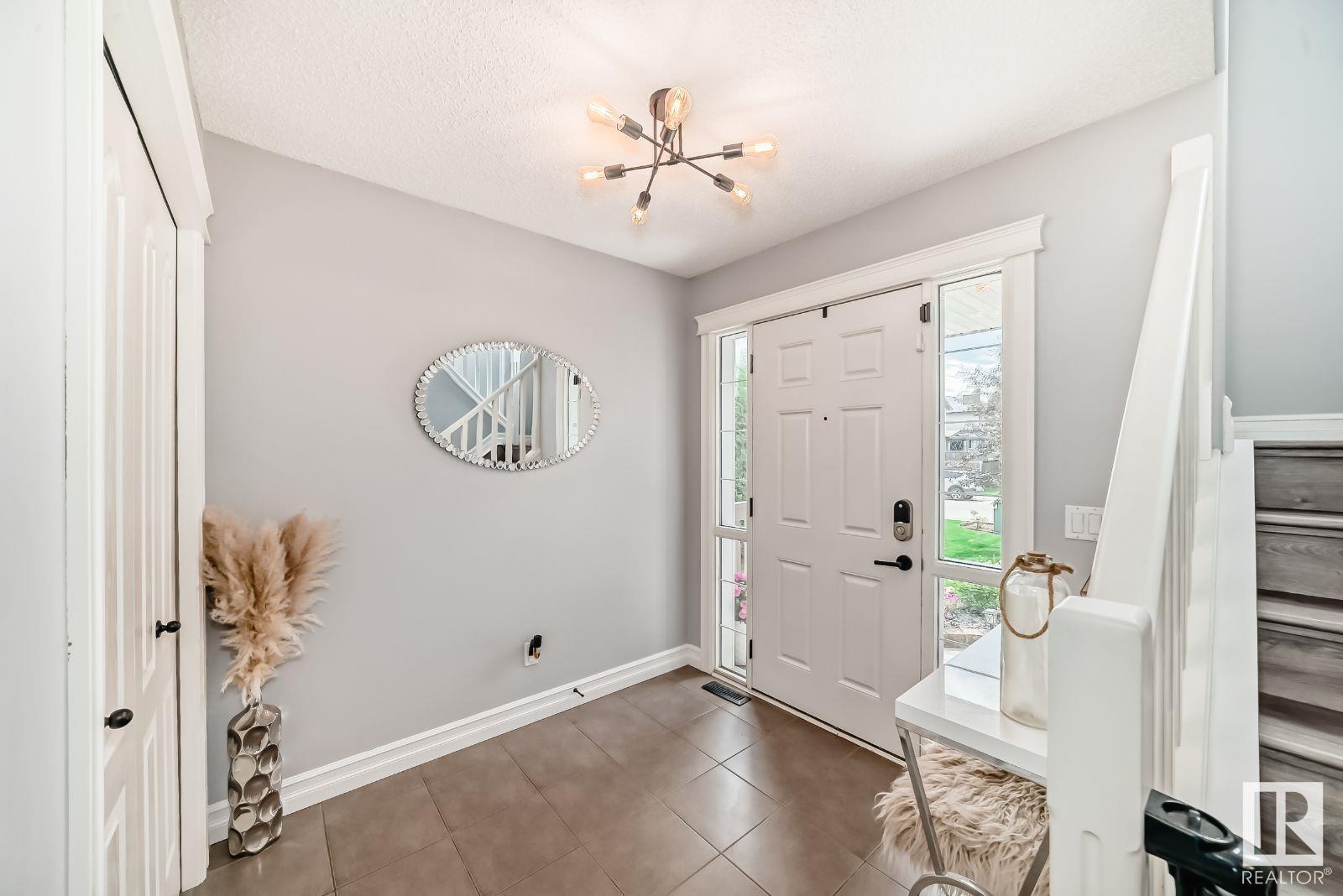 220 FOXTAIL WY