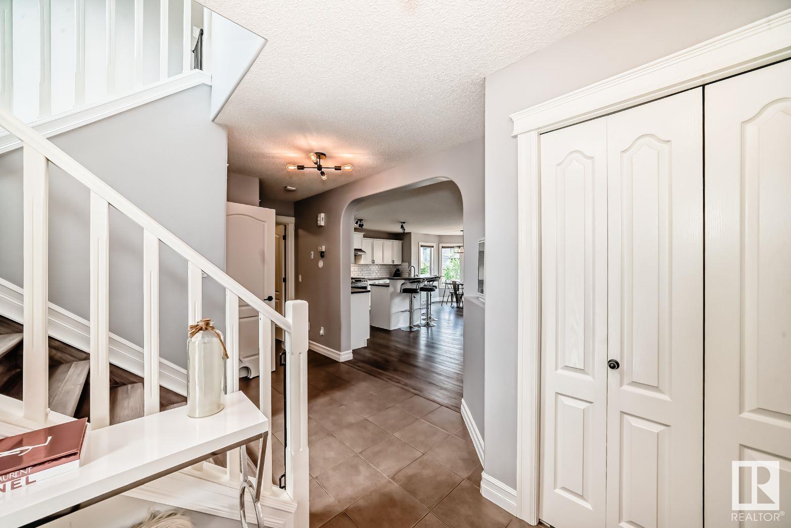 220 FOXTAIL WY