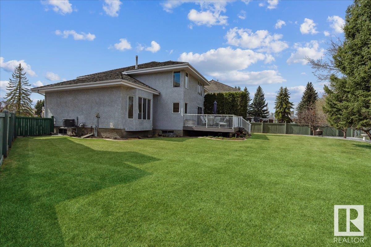 121 Weaver DR NW NW