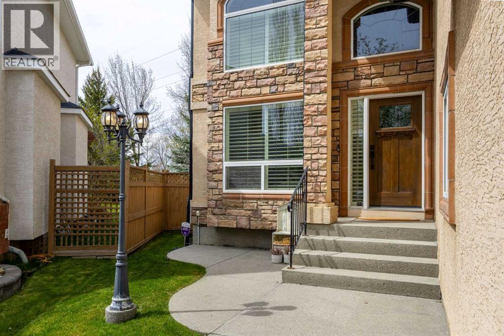 22 Strathridge Court SW