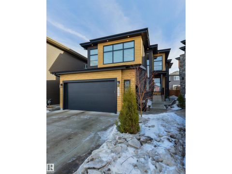 219 37 ST SW Edmonton AB T6X2W4