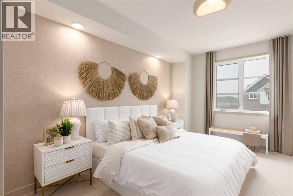 605 Savanna Drive NE