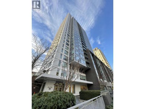 818 5665 BOUNDARY ROAD Vancouver BC V5R0E4