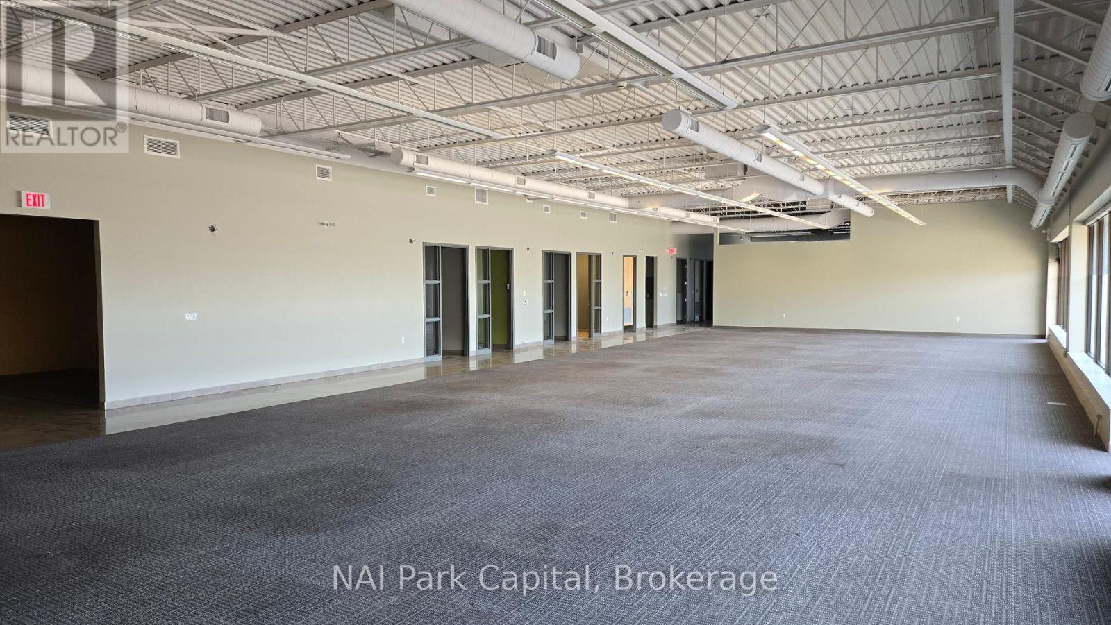 4-8 - 930 WOODLAWN ROAD W