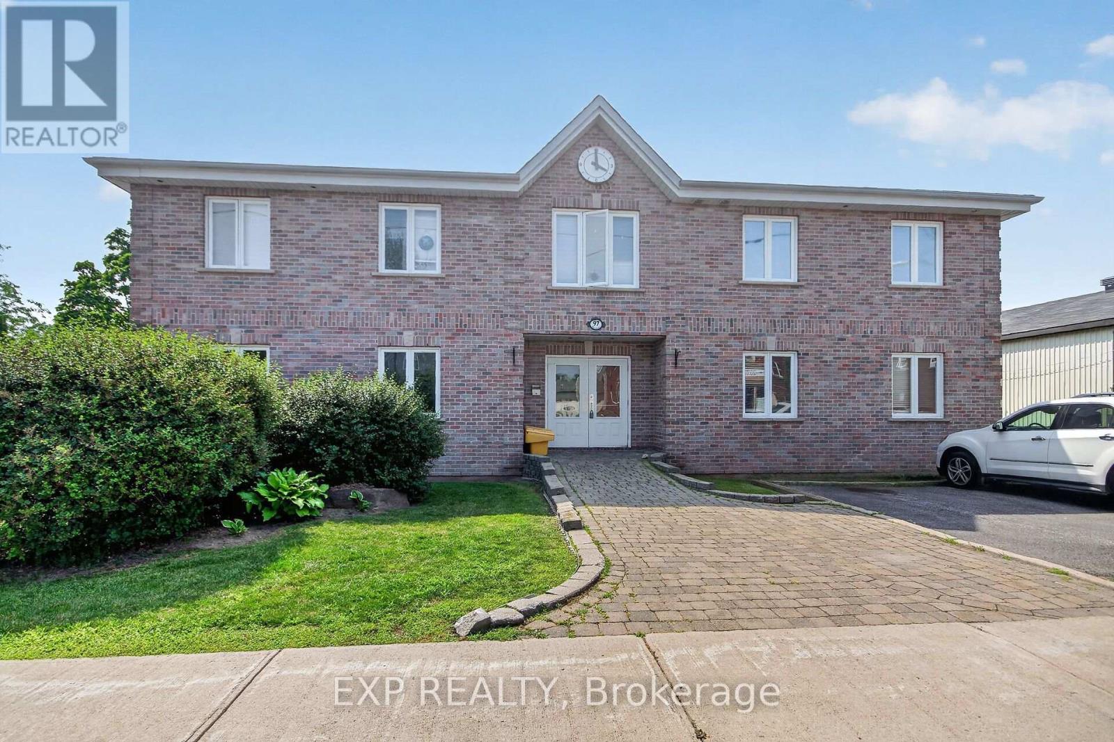 Photo 1 of 47 — 2A - 97 MILL STREET Unit 2A, Russell, ON K4R1B8