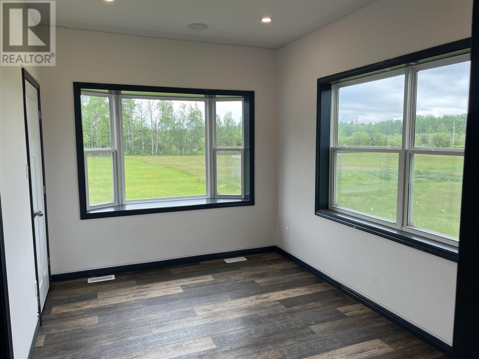106 Reids RD W