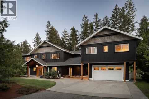 3022 Sarah Dr Sooke BC V9Z0J5