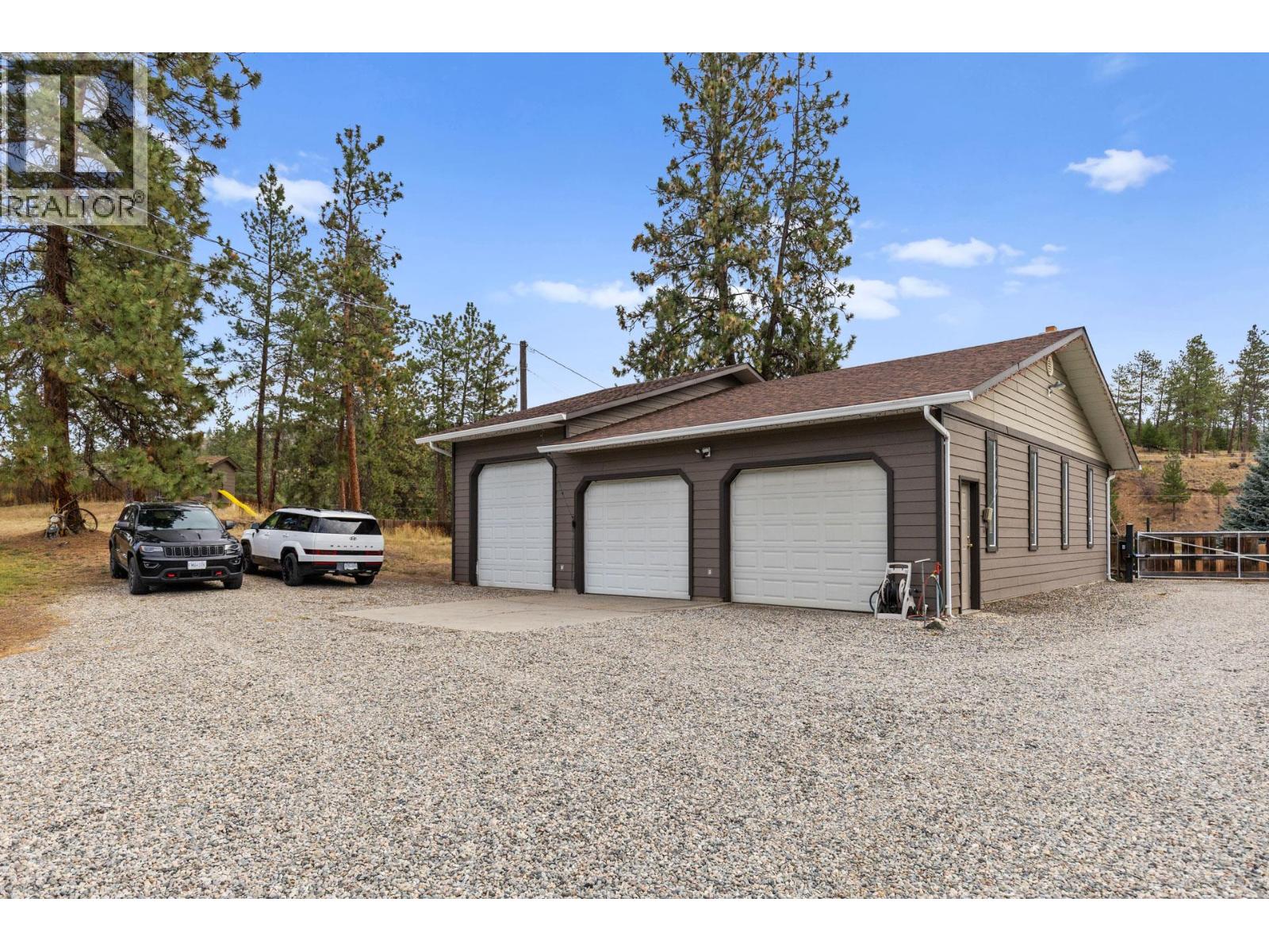 602 Johnson Crescent