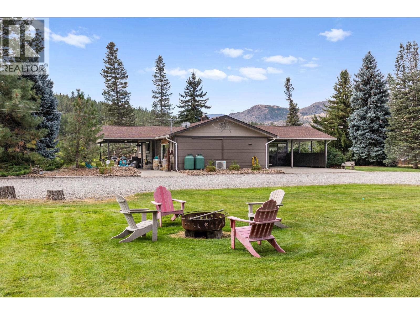 602 Johnson Crescent