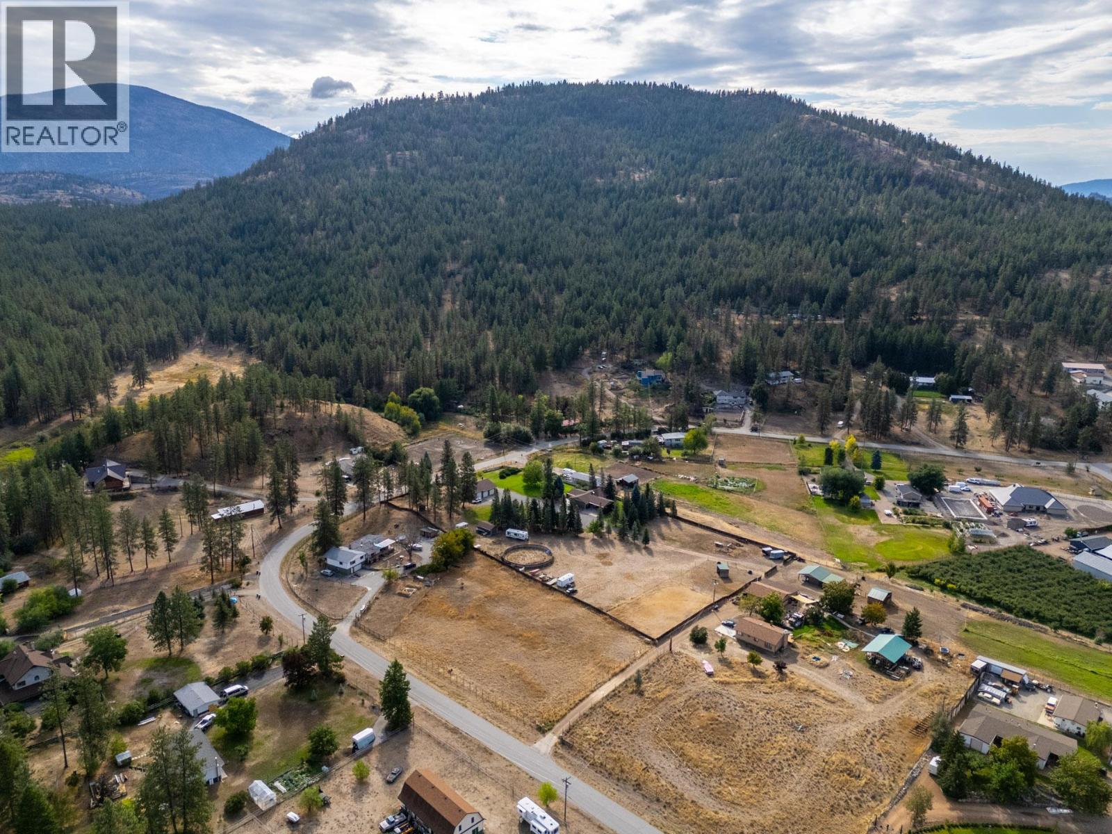 602 Johnson Crescent