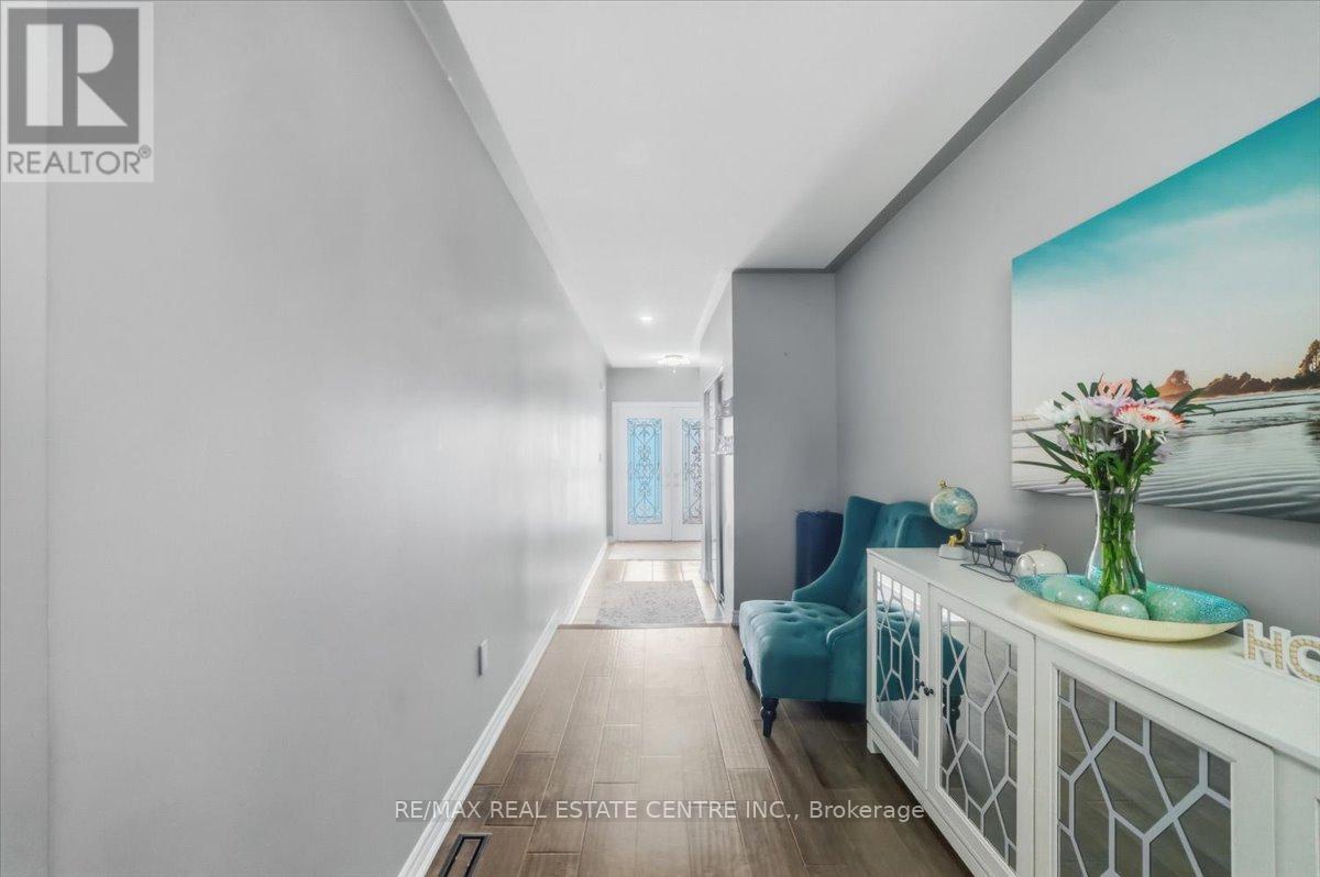 362 VAN DUSEN AVENUE