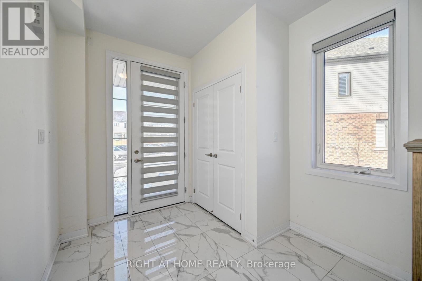 20 - 15 BLACKLOCK STREET