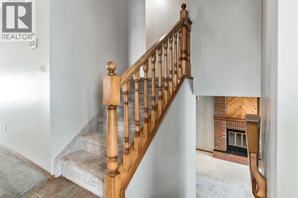 104 Macewan Meadow Way NW